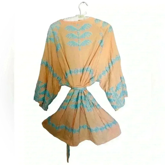 August Resortwear Belted Cover Up Size Small/Medium - Picture 3 of 5